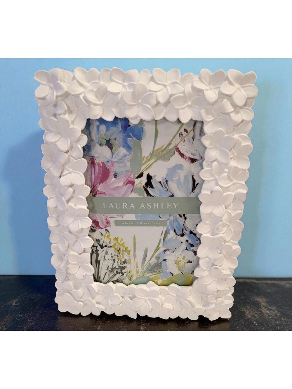 Laura Ashley White Textured Resin Flower Floral 4 X 6 Picture Frame Bridal Baby